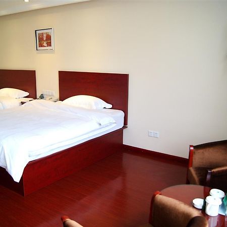 Greentree Inn Beijing Fengtai Dacheng Road Huanleshuimofang Business Hotel Pequim Exterior foto