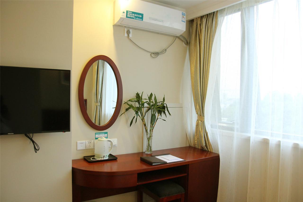 Greentree Inn Beijing Fengtai Dacheng Road Huanleshuimofang Business Hotel Pequim Exterior foto